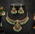 Verdant Royal Charm