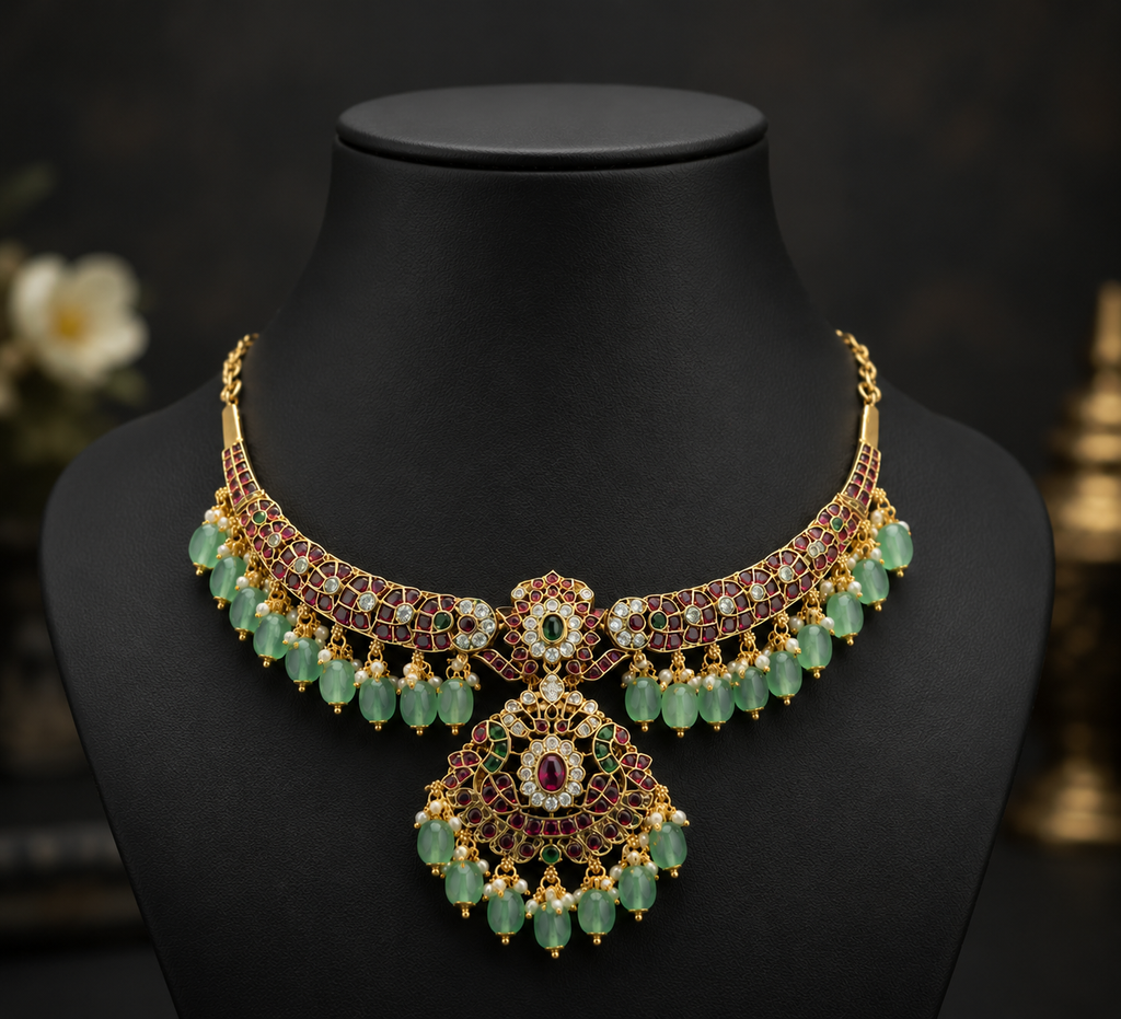 Verdant Royal Charm